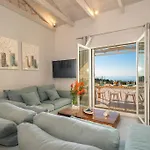 Вилла Fiscardo Luxury Stone Suzana ,with Sunset View! *